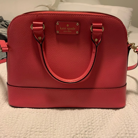 kate spade Handbags - Kate spade outlet crossbody